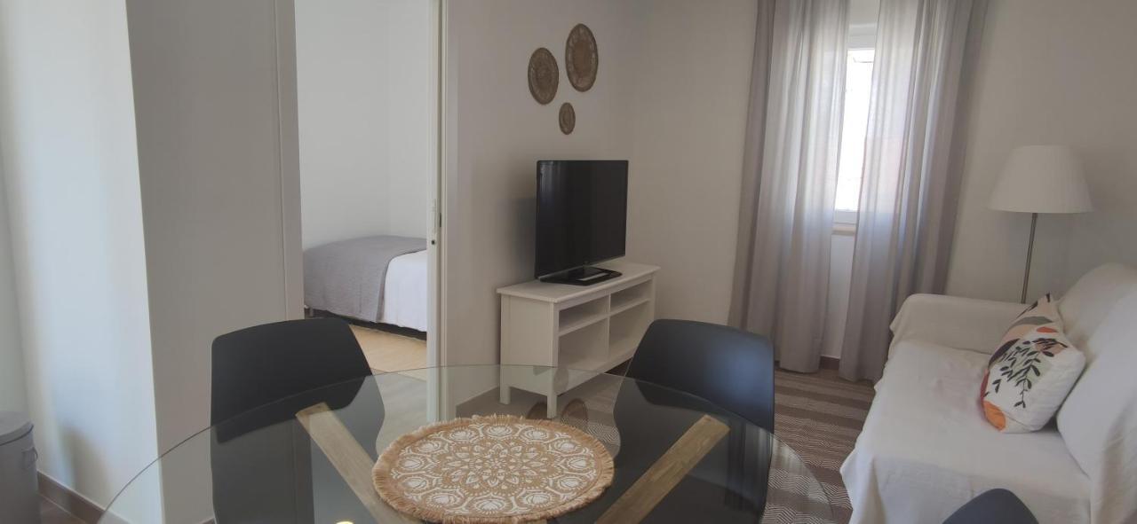 Lovely & Bright Renovated Apt. W/ Balcony In Lagos Zewnętrze zdjęcie